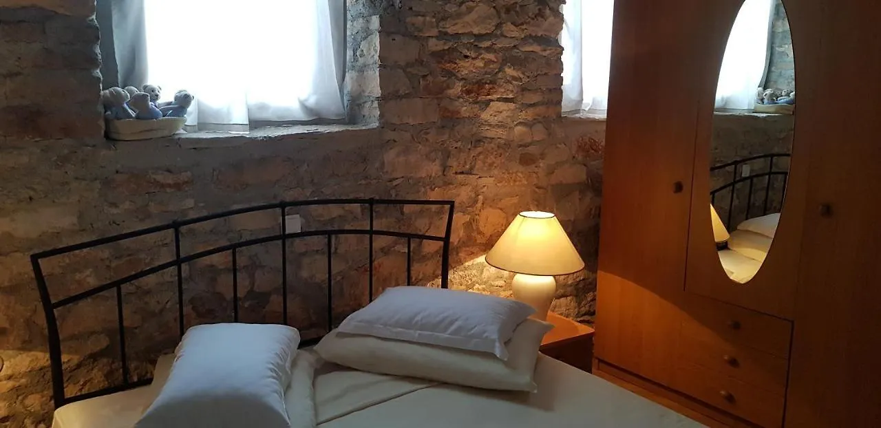 Rooms&Apartment STELIO Loborika